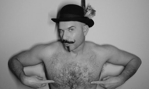 I painted my fingernails a rainbow – Jason Jenn